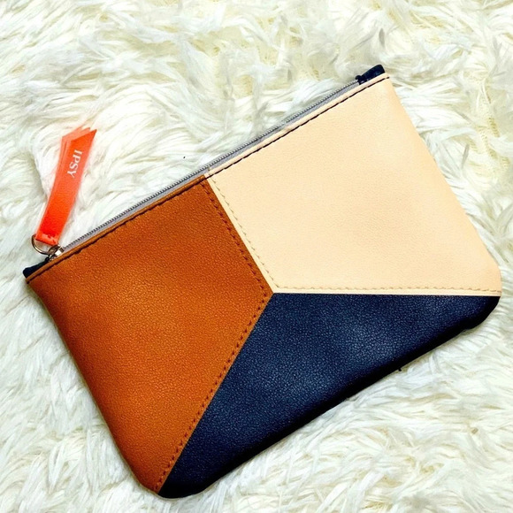 ipsy Handbags - Like NEW IPSY comedic pouch